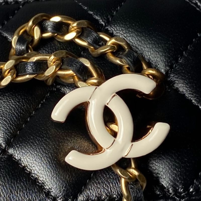 Ch**el cosmetic bags